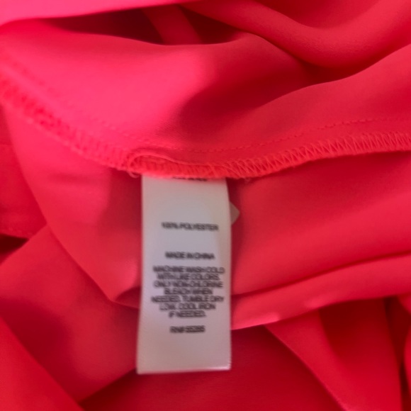 Express Vibrant Pink Button-Down Shirt - Picture 6 of 6